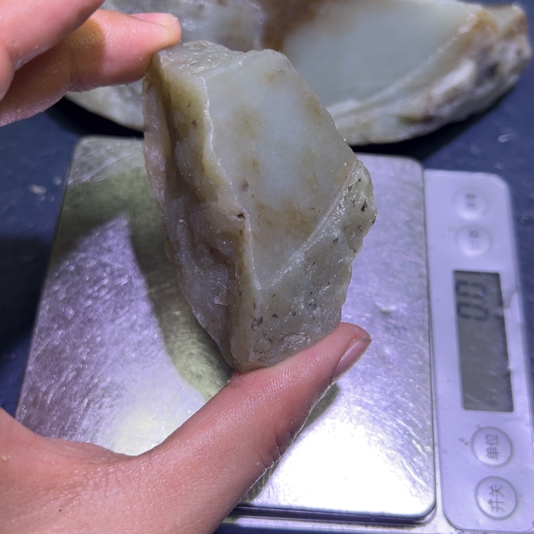 和田玉（糖玉）未镶嵌珠宝半成品