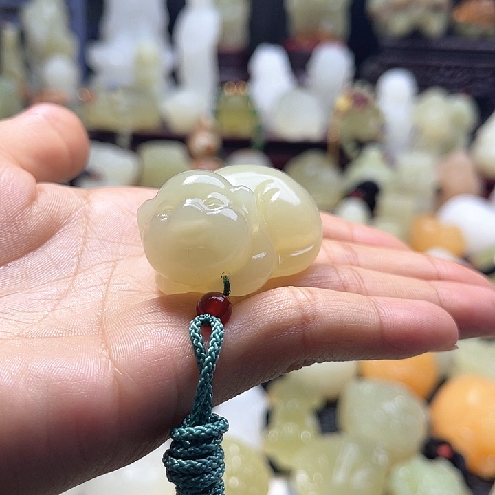 圆**新疆昆仑山脉山料