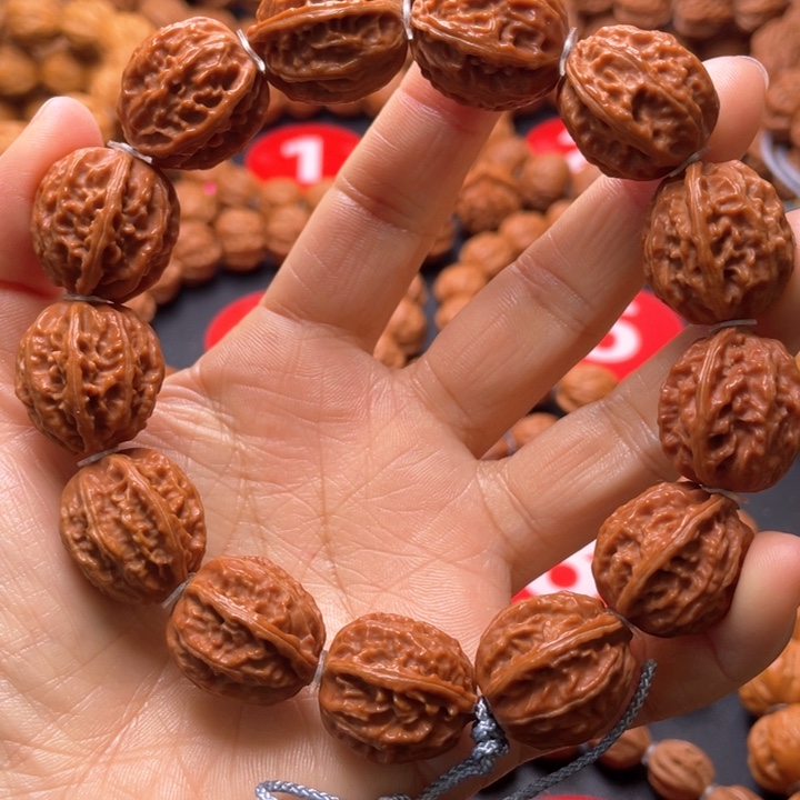 文玩核桃吊坠密纹八棱