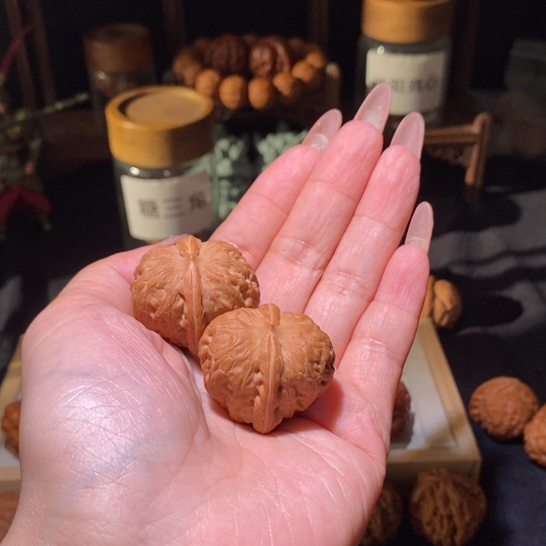 文玩核桃吊坠元宝34