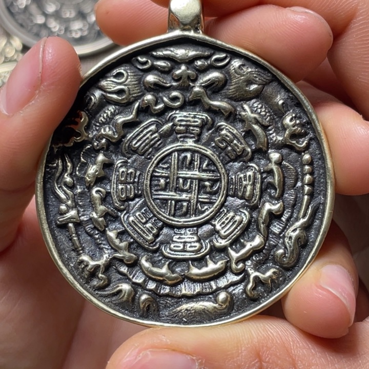 结缘藏传扎西德勒