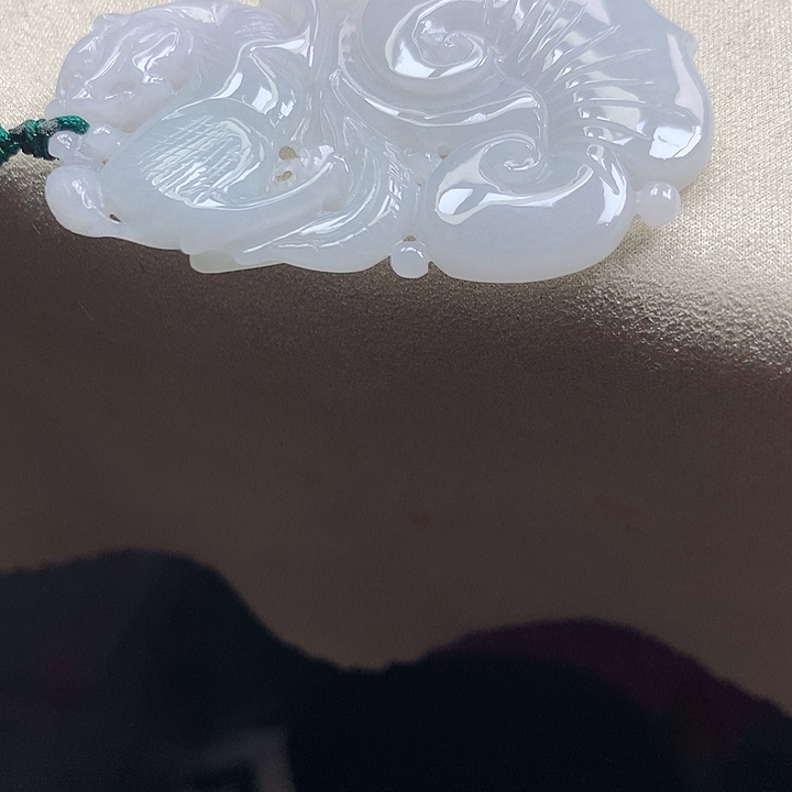 翡翠颈饰未镶嵌吊坠