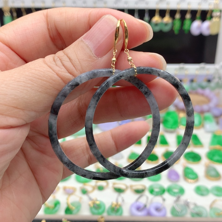 肖***潇翡翠18K金镶嵌耳饰