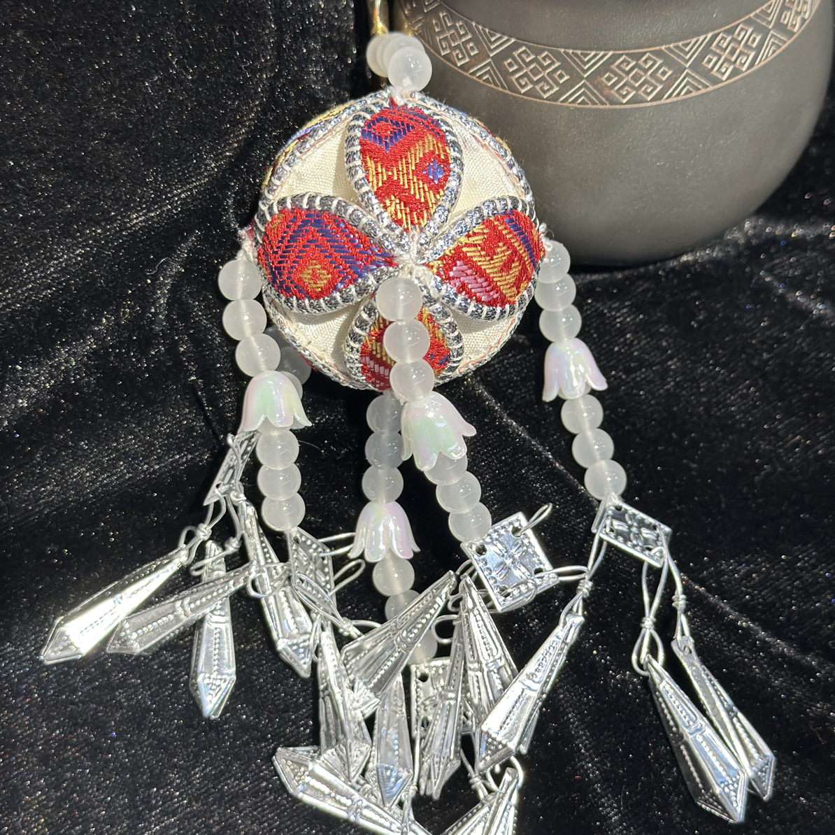 纯手工【苗银绣球】广西刺绣绣球民族工艺品珍藏赠友礼物