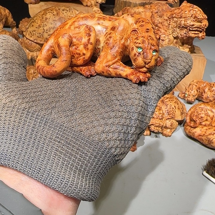 逆***央柏木太行崖柏豹子