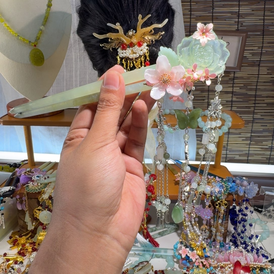 樱***落蛇纹石玉合金发饰