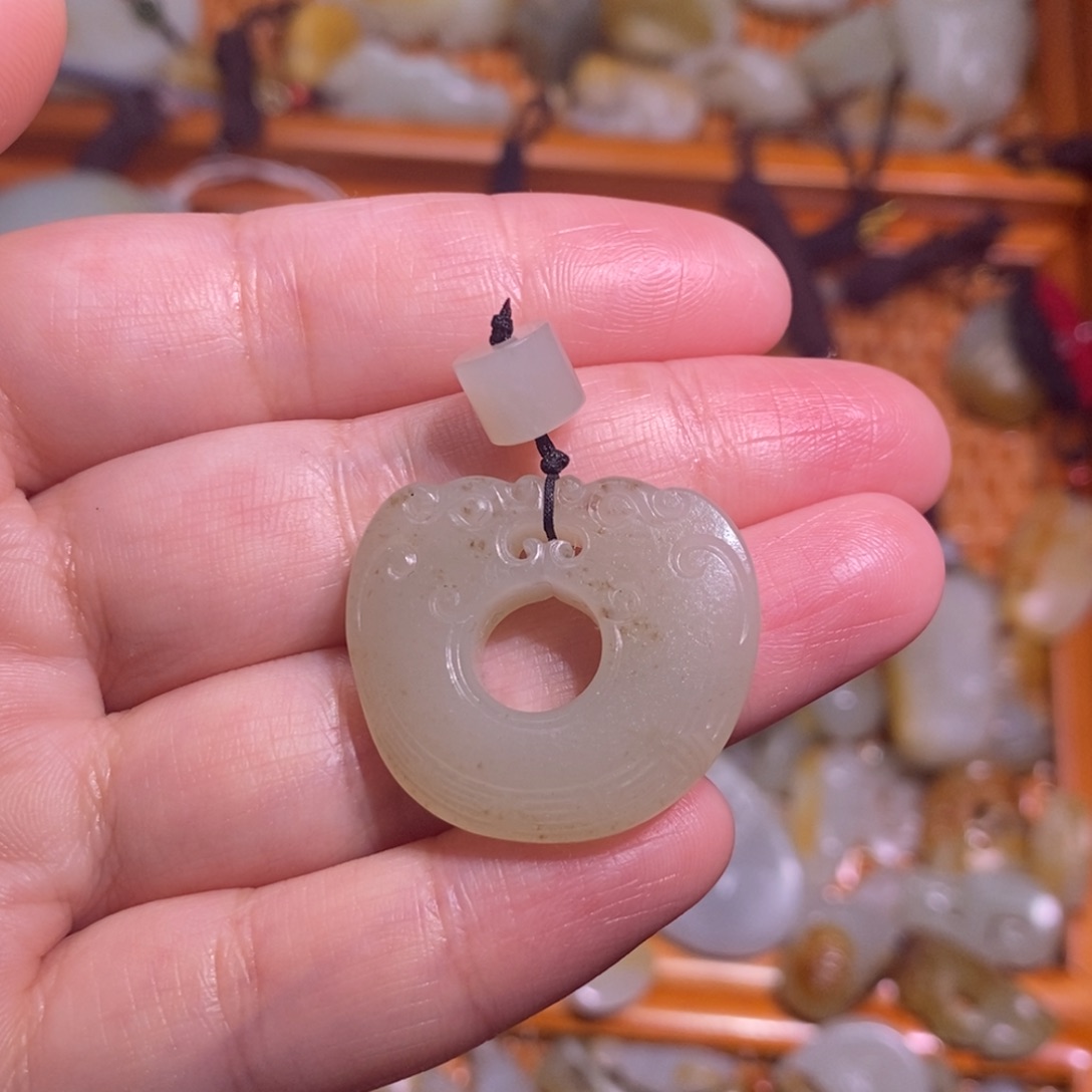 和田玉颈饰未镶嵌(**)