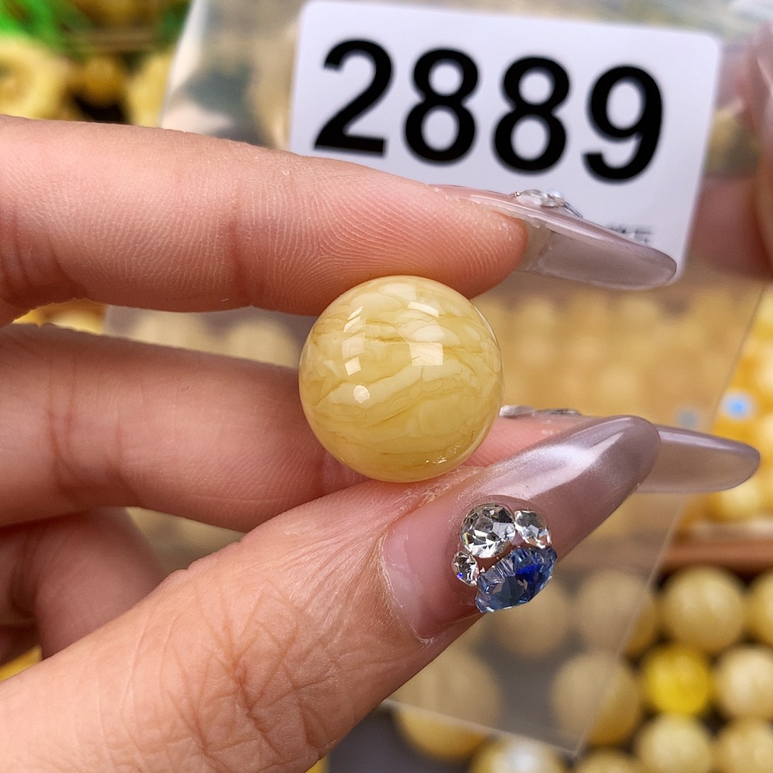 未镶嵌琥珀珠宝奇石17.6，全