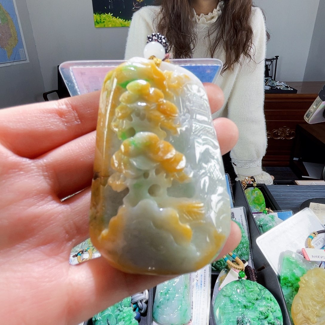 颈饰未镶嵌翡翠翡翠