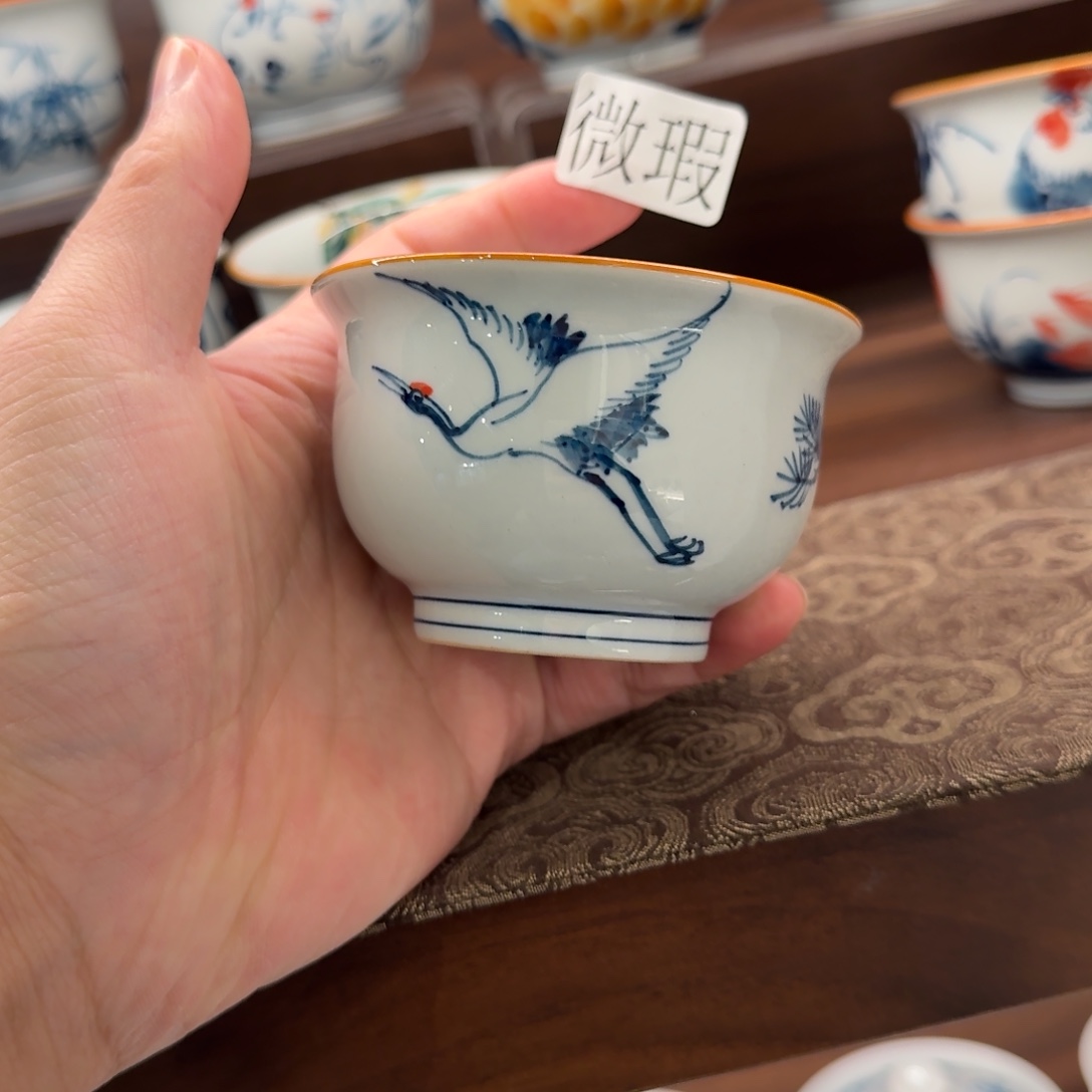 釉下手绘茶具微瑕