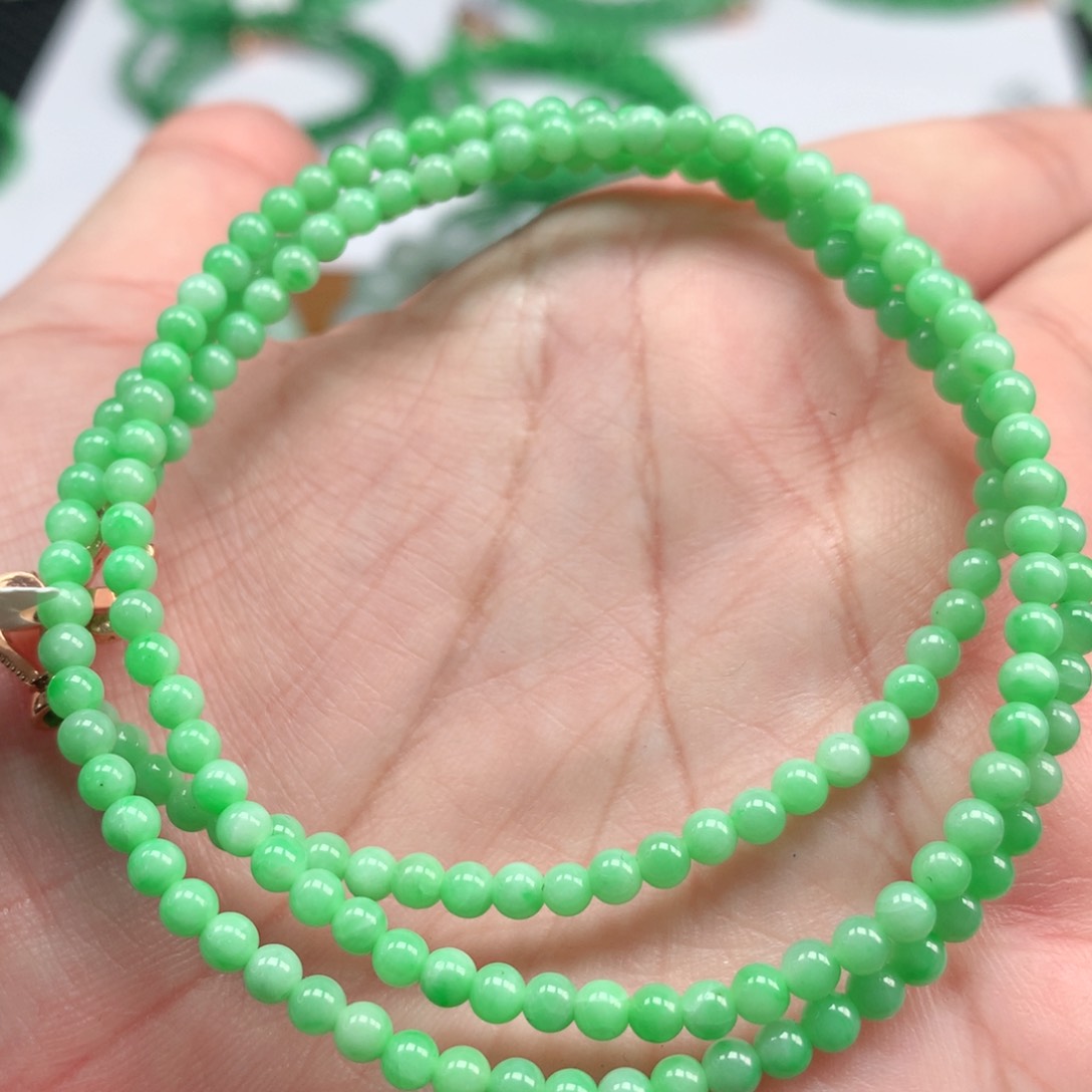 翡翠手链未镶嵌翡翠