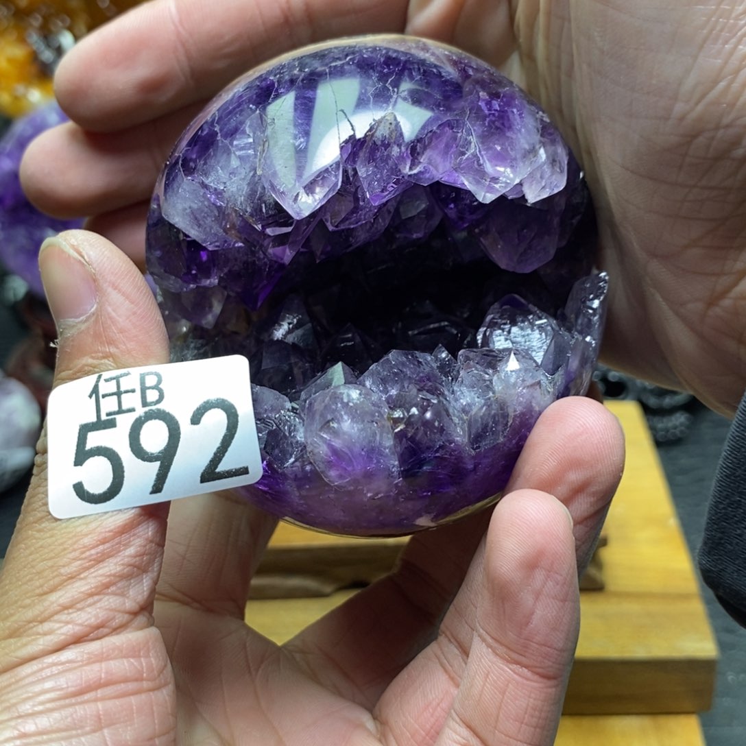 水晶大型摆件（非配饰）未镶嵌