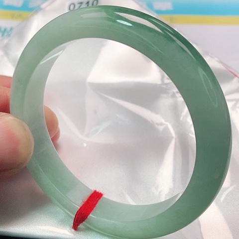 翡翠手镯未镶嵌0710号