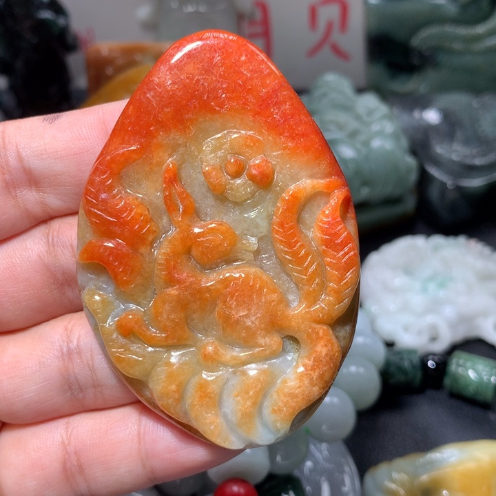 翡翠未镶嵌颈饰保真天然A货翡翠