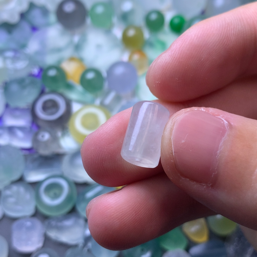 未镶嵌珠子定制翡翠