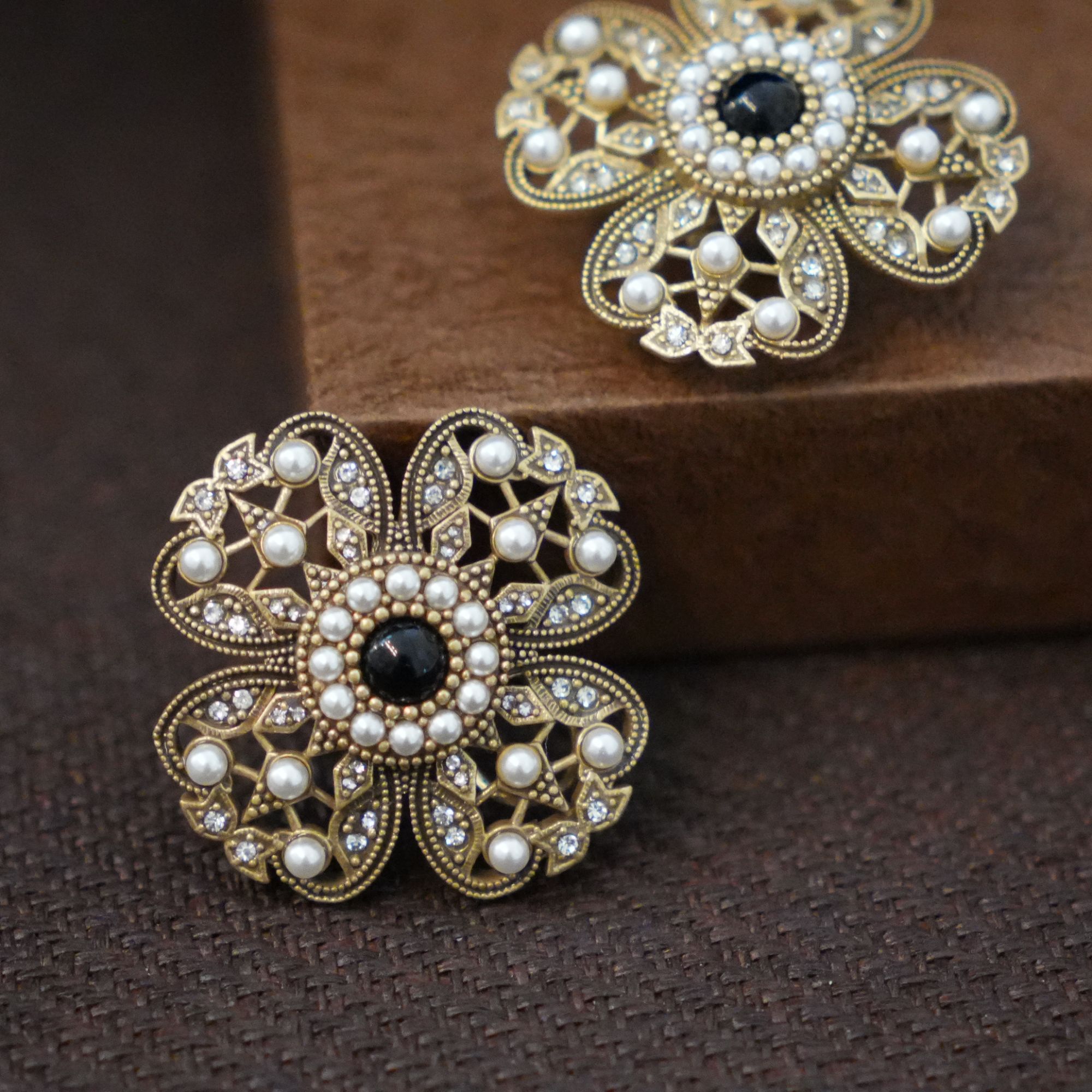 铜合金耳饰 买三送一中古vintage首饰耳饰耳环耳钉时尚立体耳钉