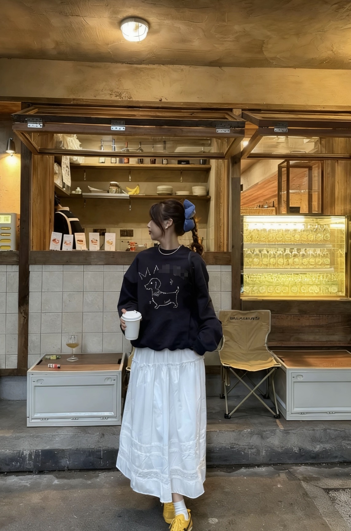 Bee（9791#）韩系圆领复古钉珠小狗宽松百搭卫衣【 L码：衣长57】KC