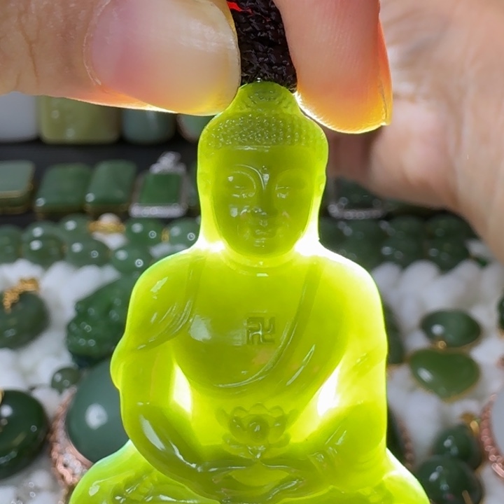 和田玉未镶嵌吊坠(不含链)大日如来