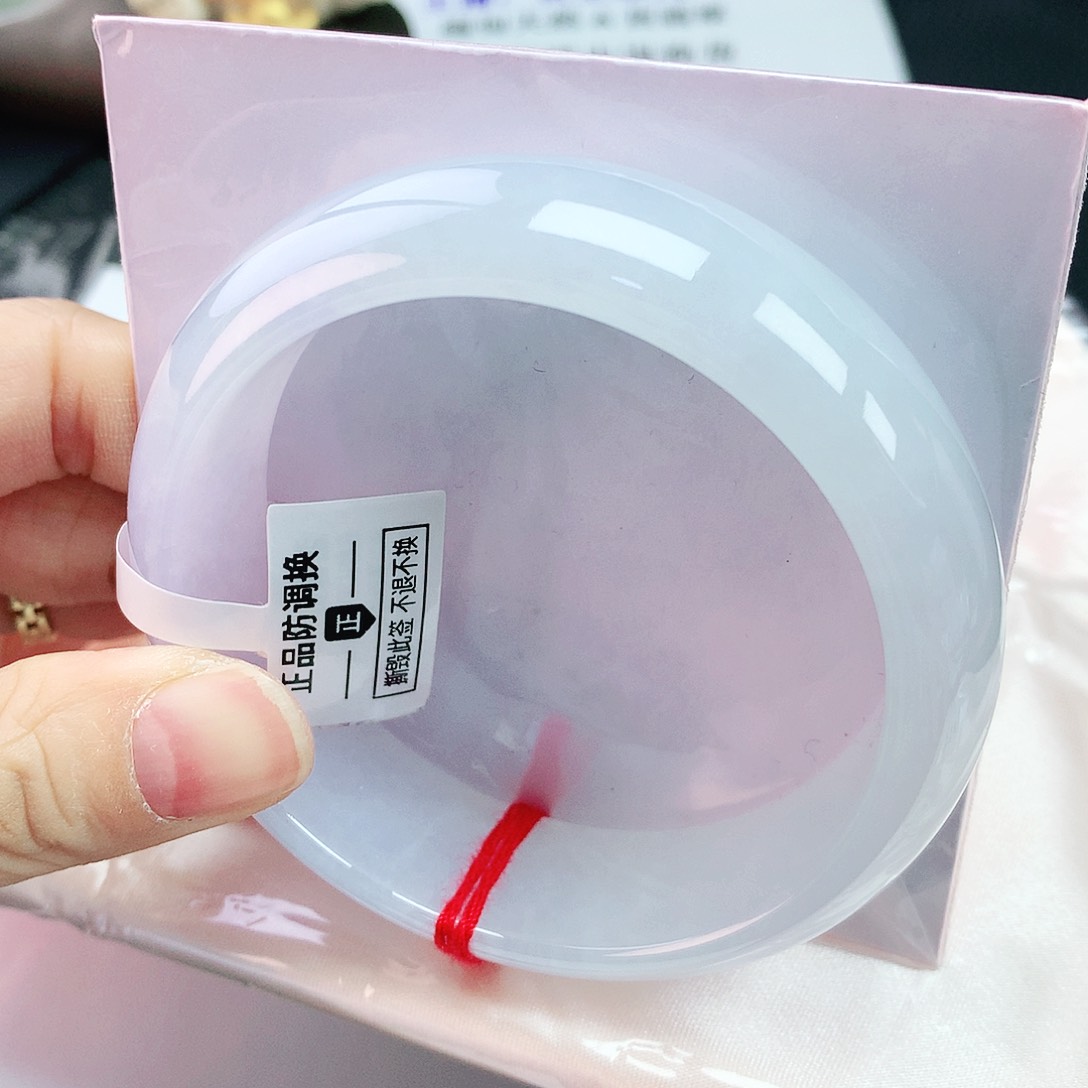 翡翠手镯未镶嵌59轮胎