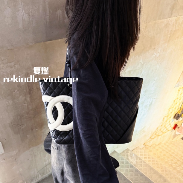 95新 Chanel/香奈儿 复燃精选/黑白拼色康鹏托特包