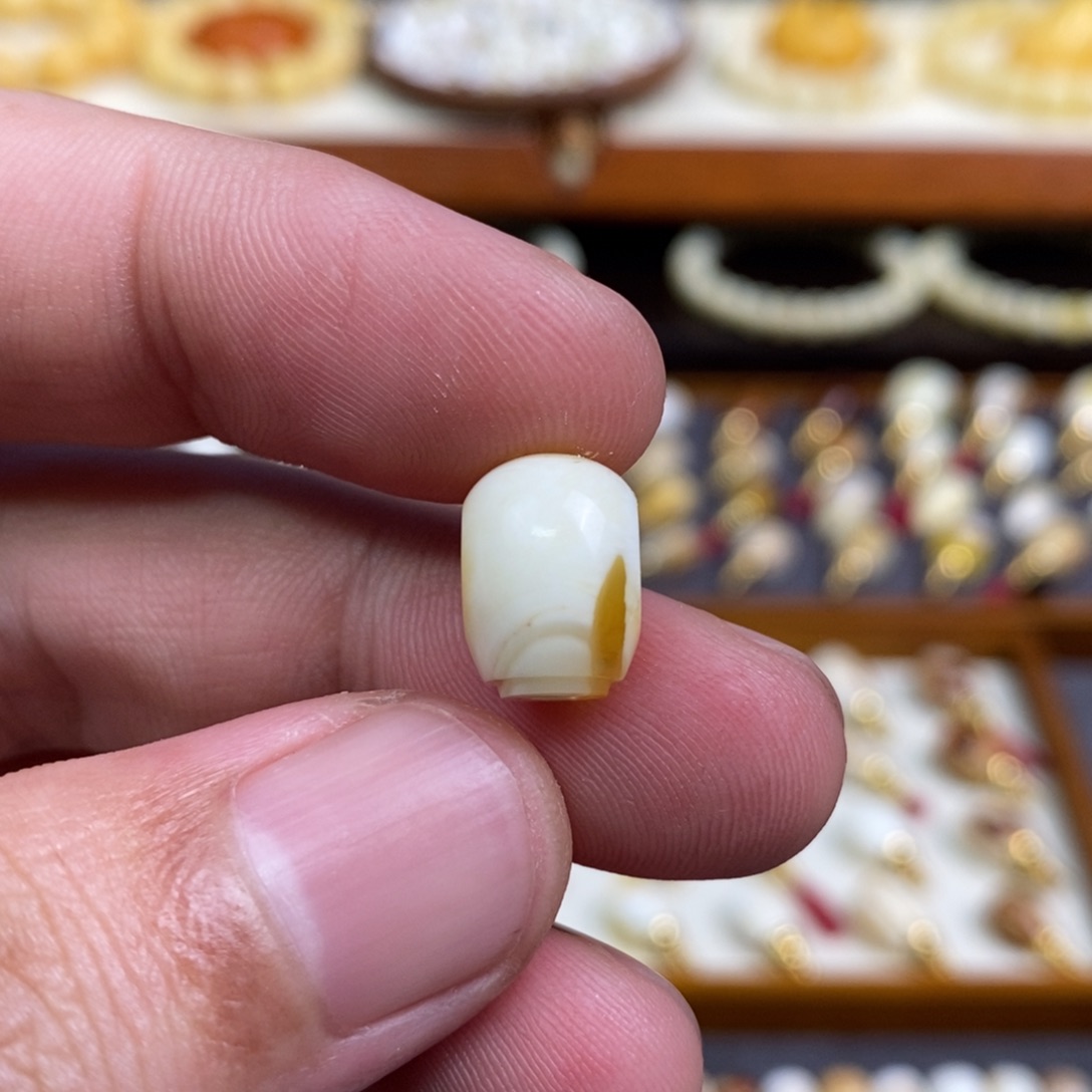 f***t蜜蜡未镶嵌裸石配饰尺寸9.1