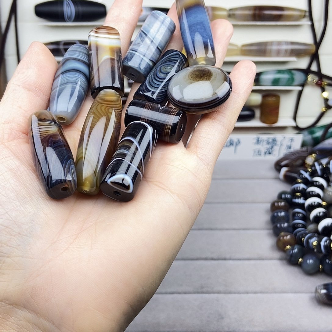 安***哥玛瑙/玉髓未镶嵌颈饰