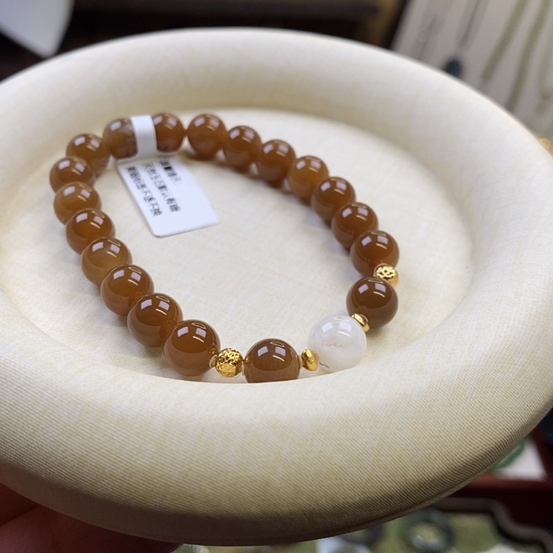 大****和田玉未镶嵌手链