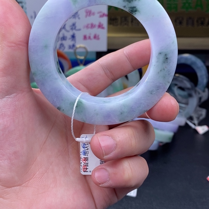 未镶嵌天然缅甸翡翠手镯定制翡翠