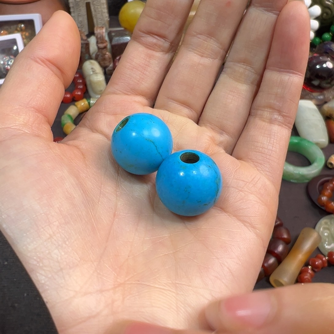 琥珀裸石未镶嵌做工精致大方