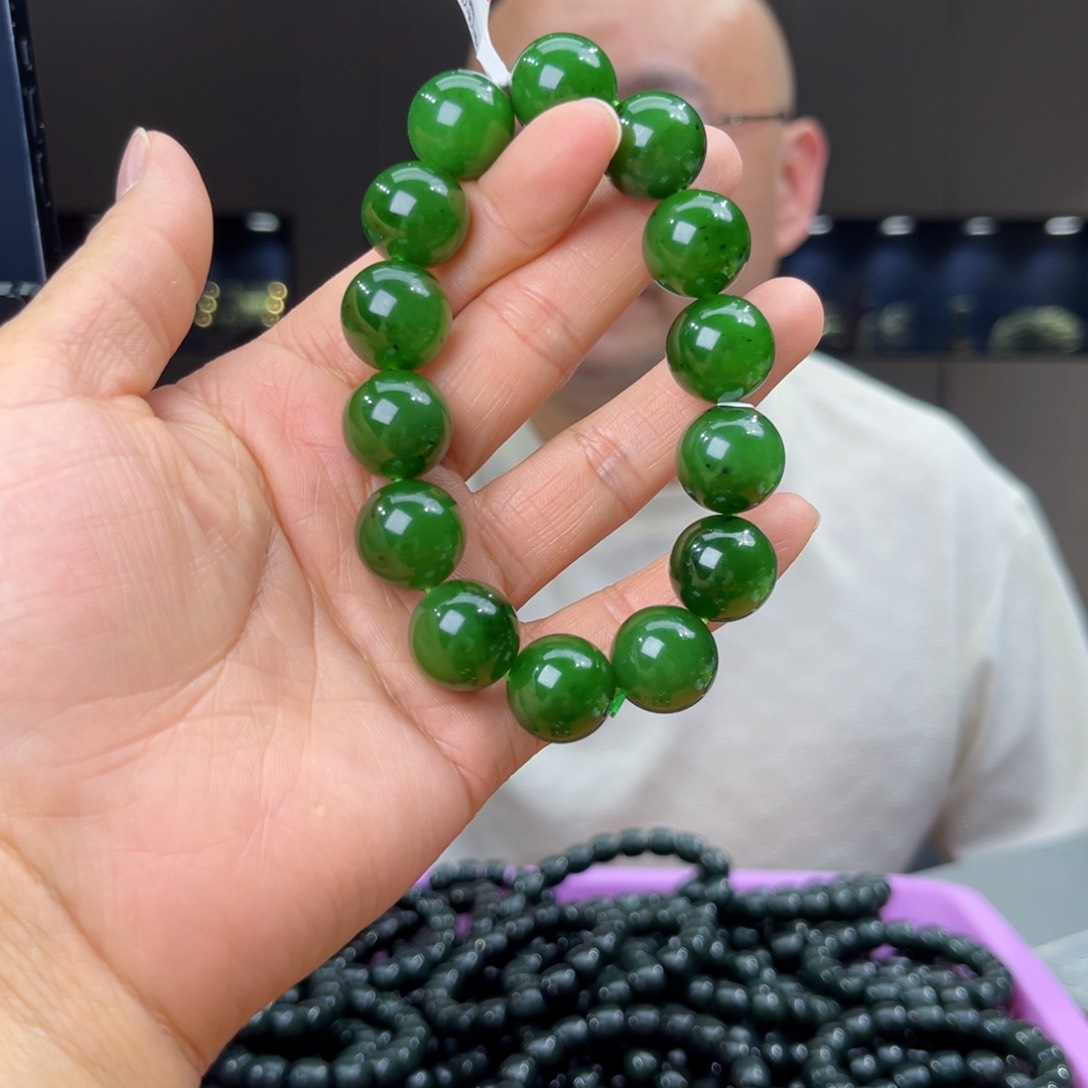 手串未镶嵌和田玉纯天然俄碧七号坑菠菜绿料16