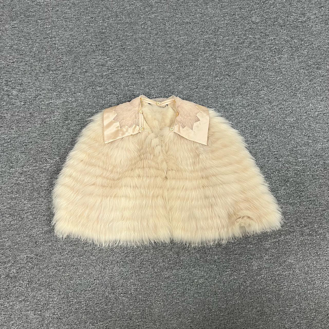 99新 FENDI/芬迪 粉色 赤狐 狐狸毛 披肩斗篷 99新 38码