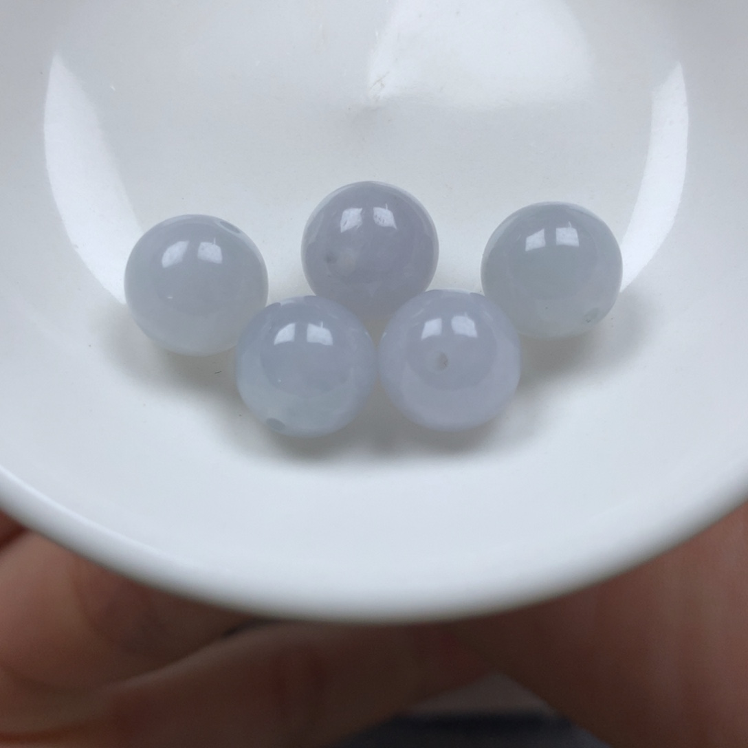 翡翠颈饰未镶嵌妤**辰卡9➕。5颗 