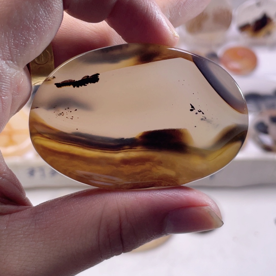 玛瑙/玉髓未镶嵌珠宝奇石