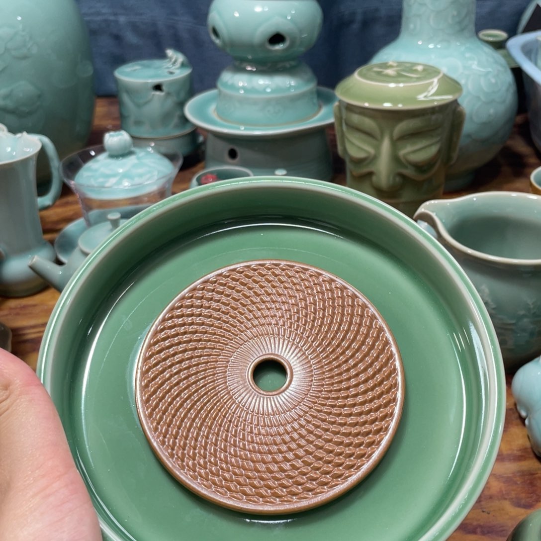 青瓷青瓷 青瓷青瓷 