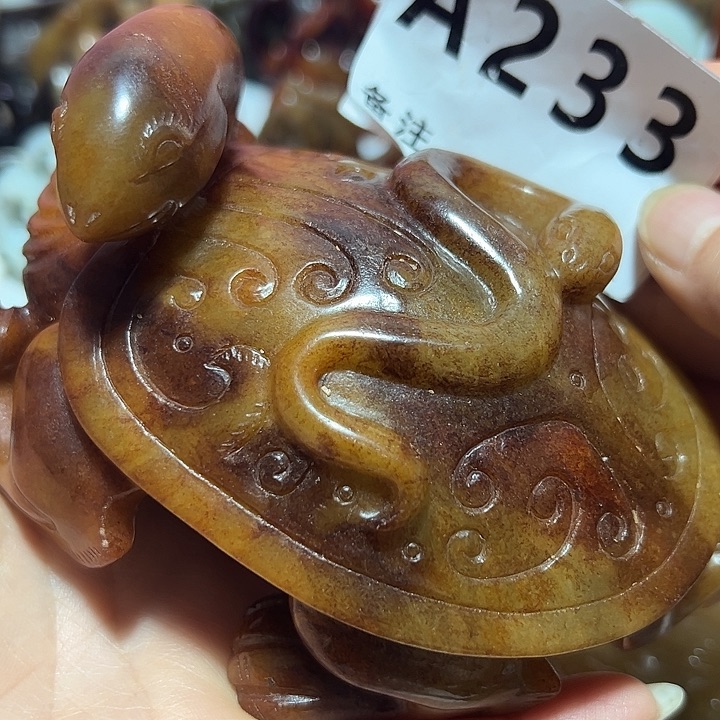 用***6和田玉未镶嵌颈饰