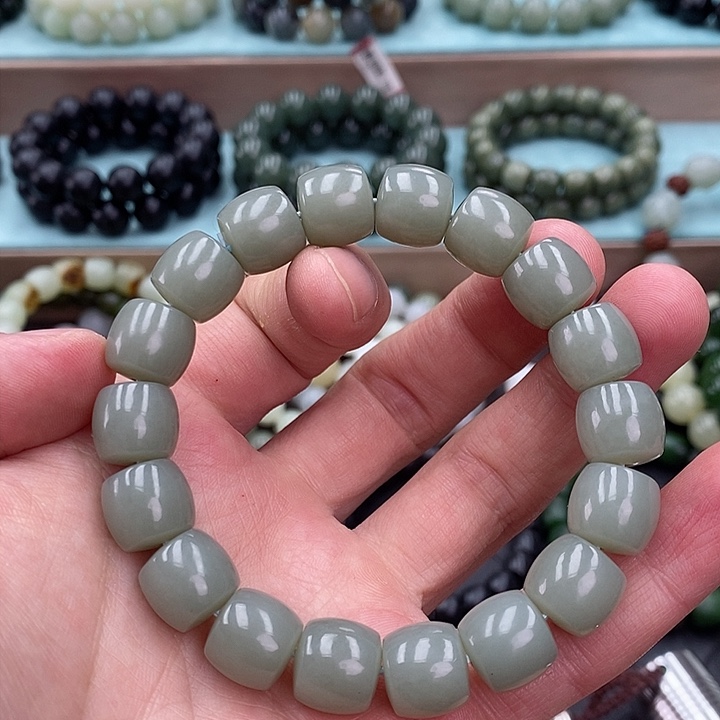 和田玉手链未镶嵌