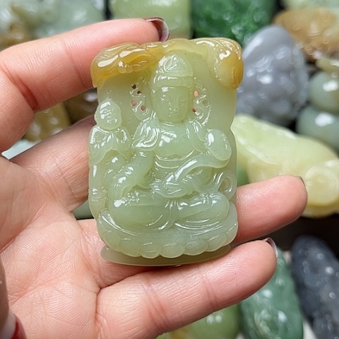 颈饰未镶嵌和田玉