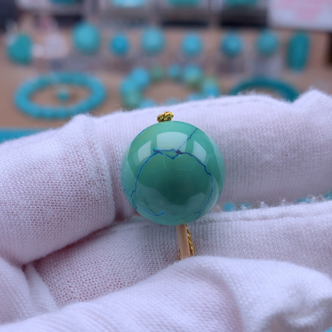 绿松石未镶嵌珠宝奇石17.1mm