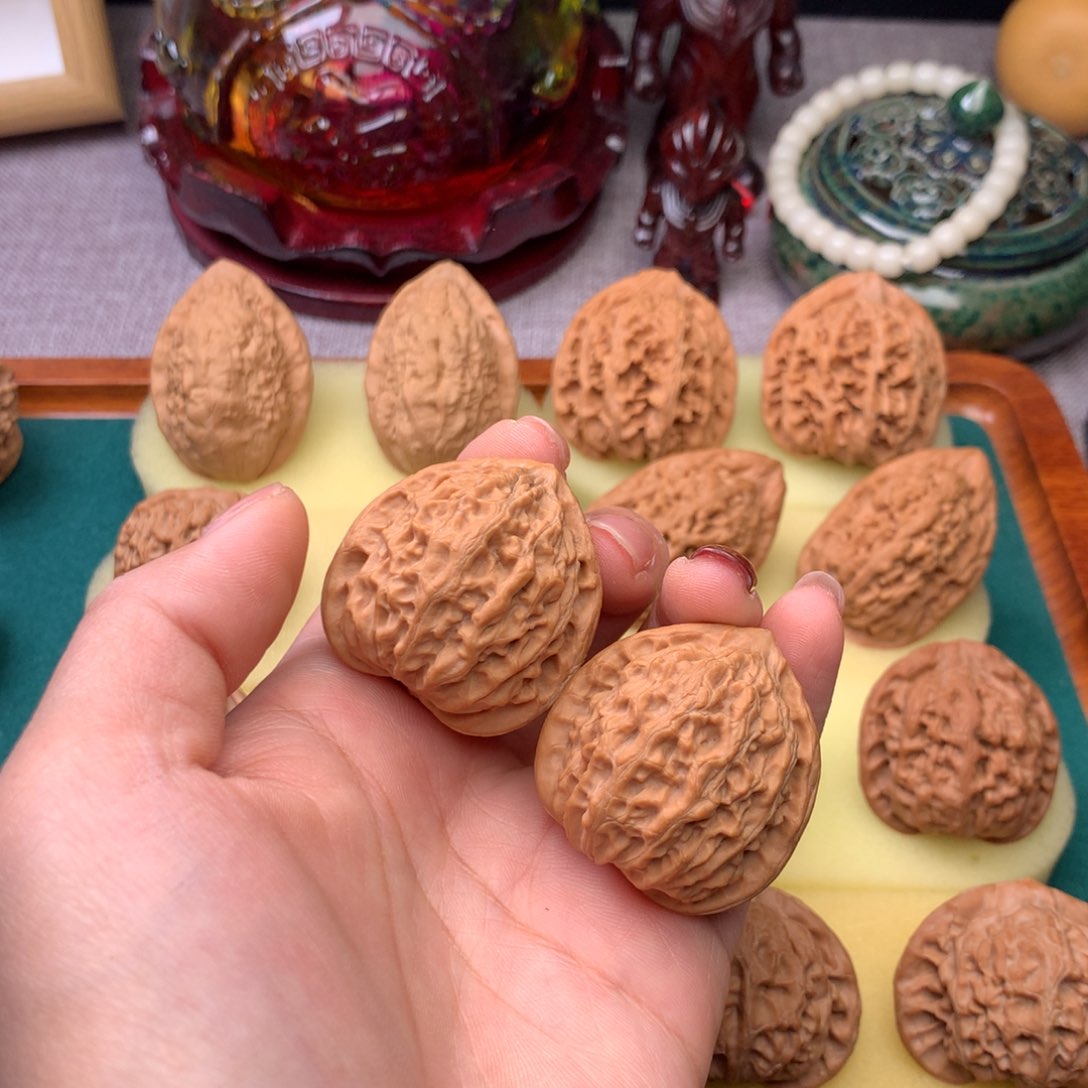 文玩核桃把件金牛36