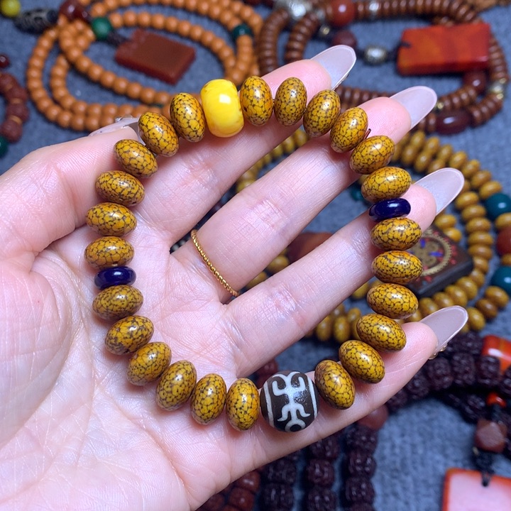 星月菩提吊坠菩提