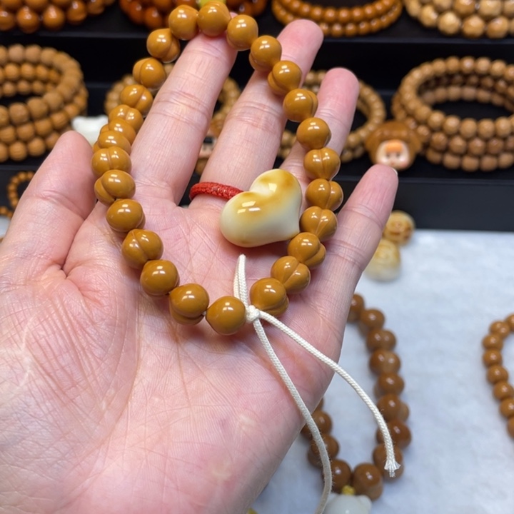 我****手串/手链核桃小屁桃