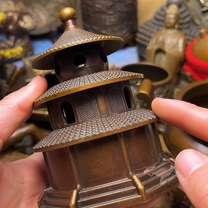 精美铜器批发档口