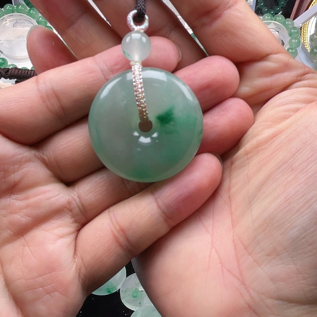 石英质玉吊坠(不含链)未镶嵌