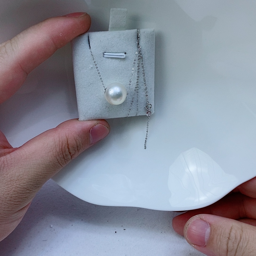 海水珍珠18K金镶嵌颈饰