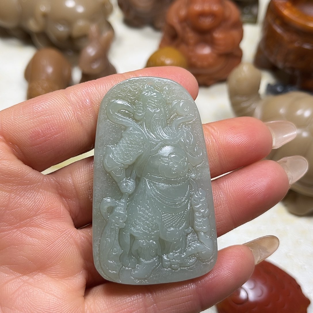 白玉菩提吊坠白玉菩提吊坠