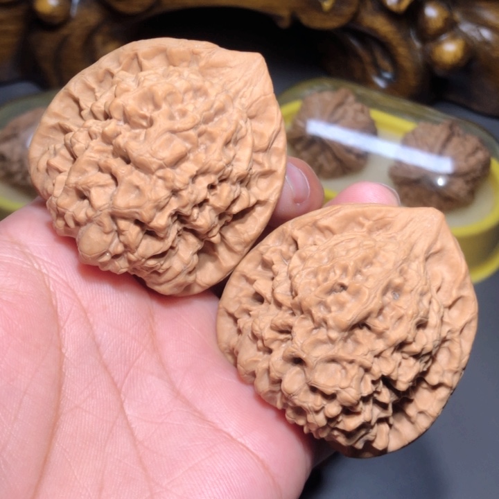 文玩核桃把件48官帽