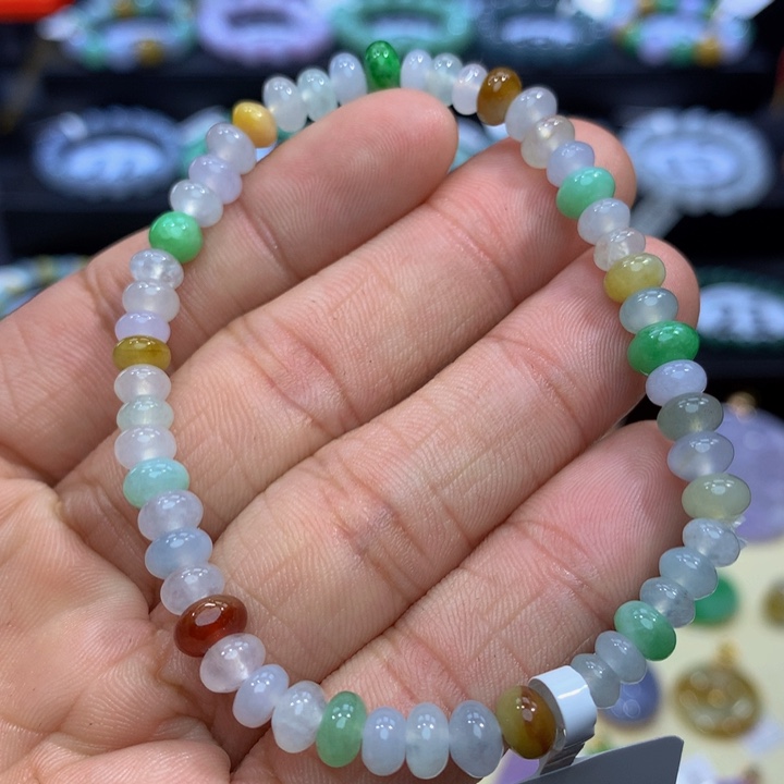 翡翠手链未镶嵌翡翠 6.0