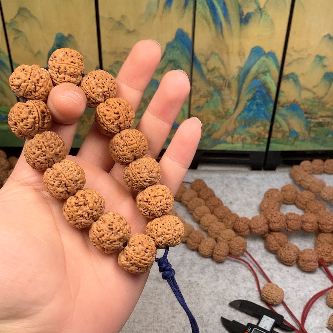 手串金刚菩提奔***牛2、六瓣23mm满肉