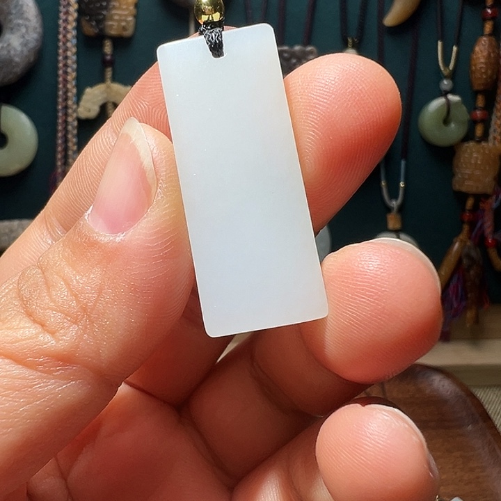 和田玉（糖玉）未镶嵌车挂