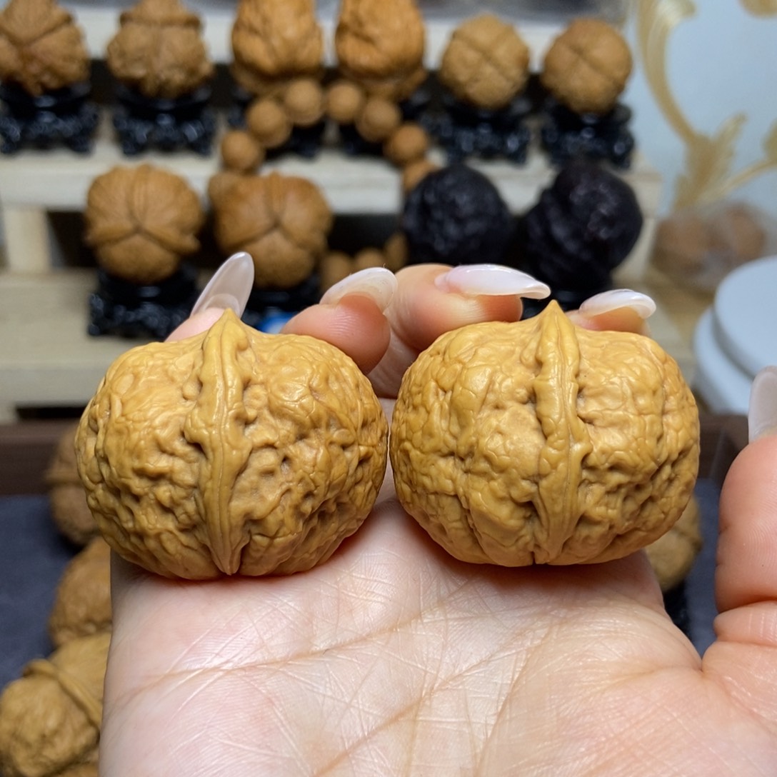 桃核把件7…………41mm